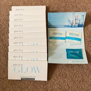 Rodan+Fields Give it a Glow sample packs